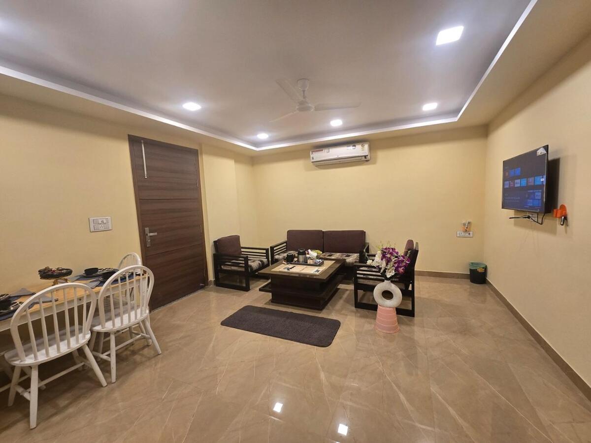 Homlee-legacy 3bhk Flat In Del-lift-terrace