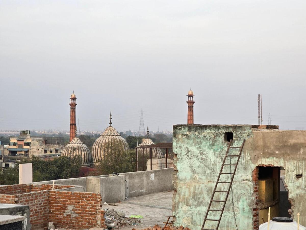 Apartment Homlee-legacy 3bhk Flat In Del-lift-terrace *
