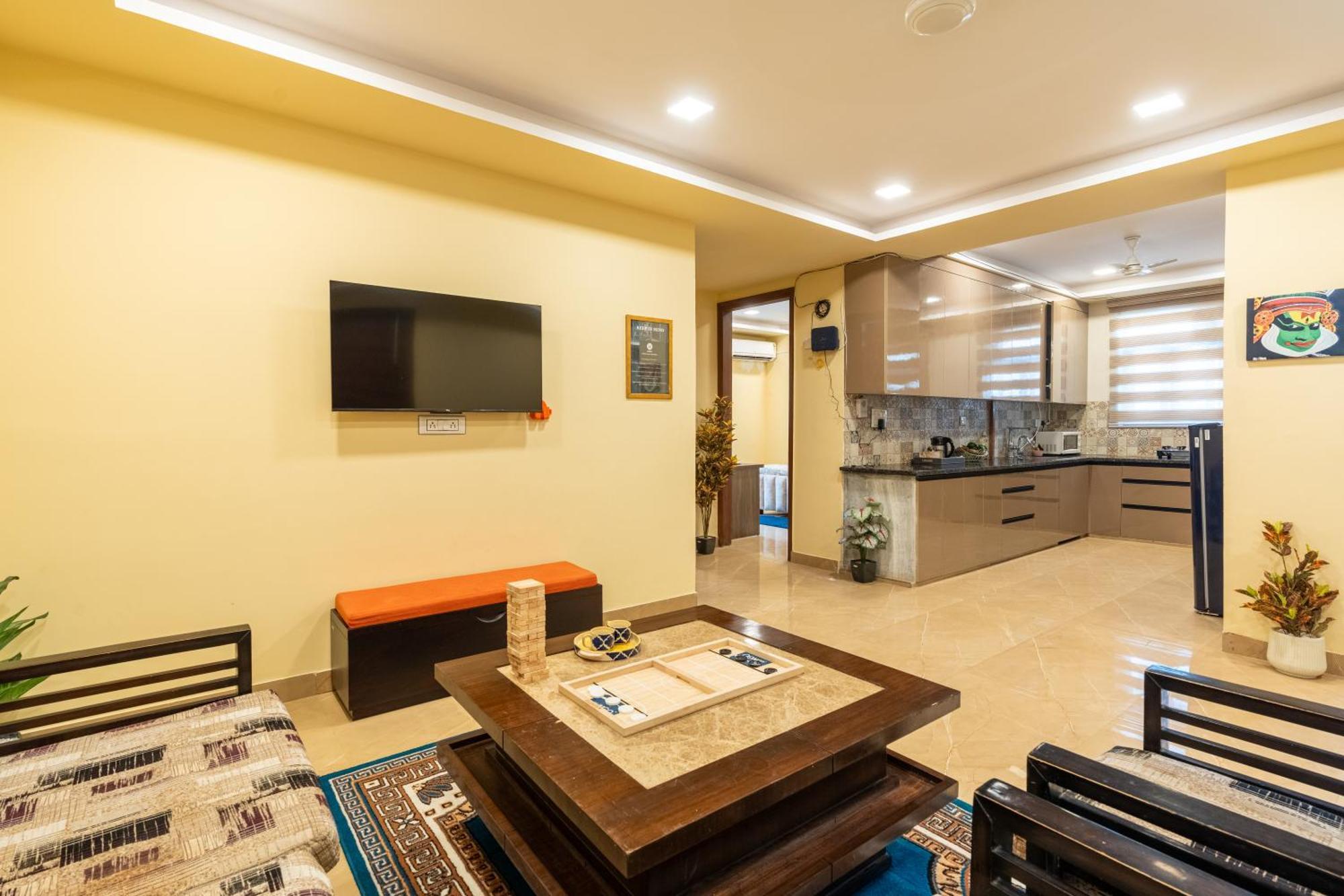 Homlee-legacy 3bhk Flat In Del-lift-terrace * New Delhi