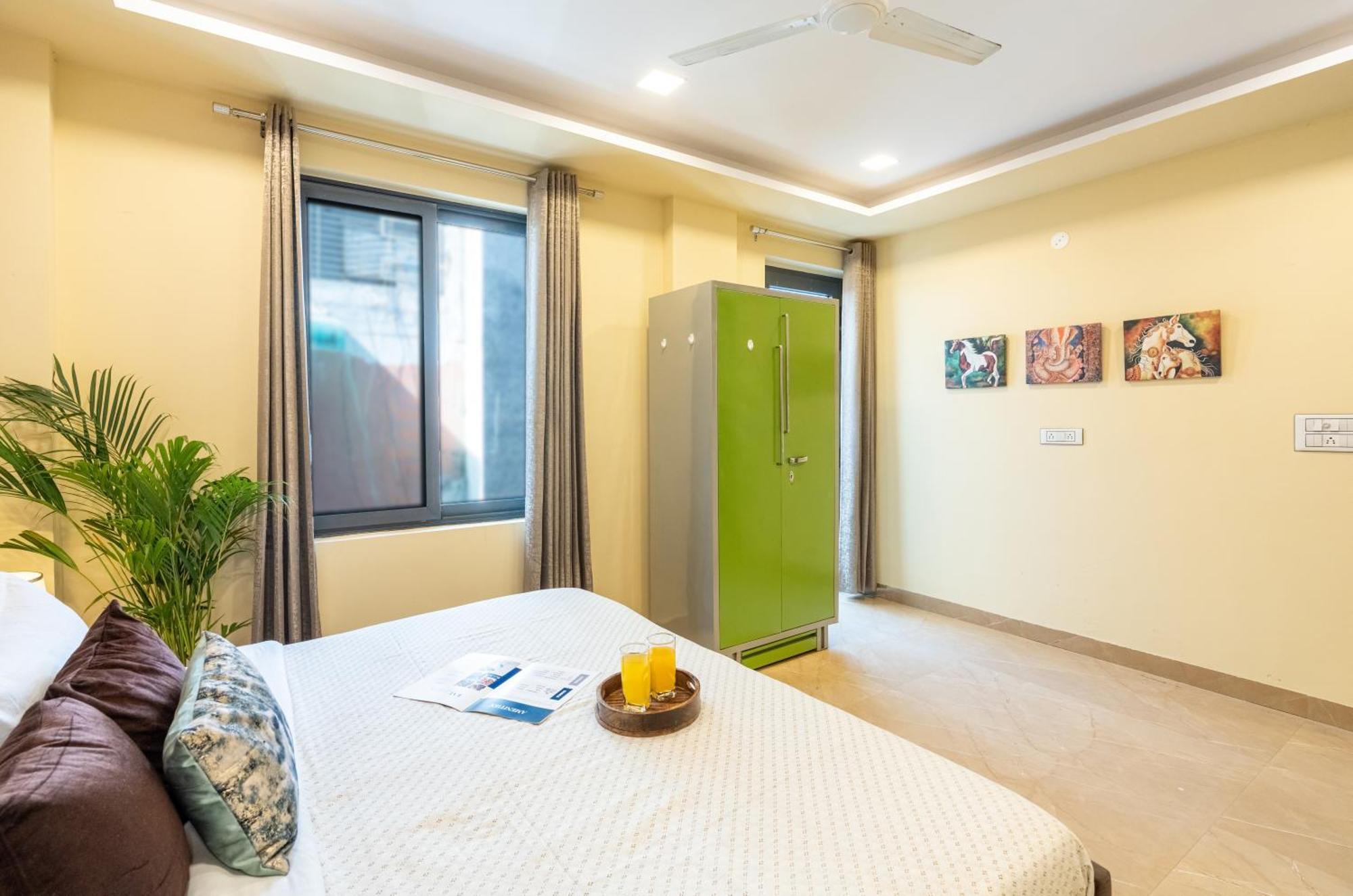 Homlee-legacy 3bhk Flat In Del-lift-terrace Apartment